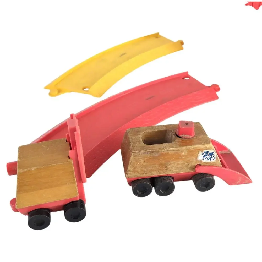 Vintage 1971 Mattel Preschool Motor Putt-Putt Construction Yard Set Trucks Track